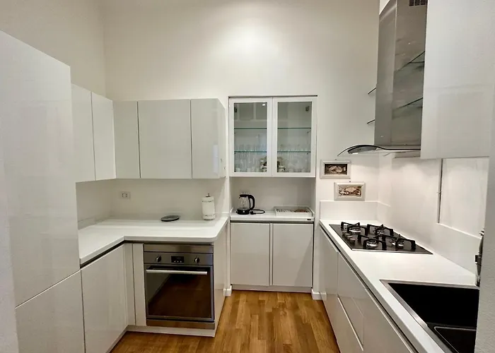 Apartman Sisters' - Nel Centro Storico Con Terrazzo, Aria Condizionata E Vasca Da Bagno *