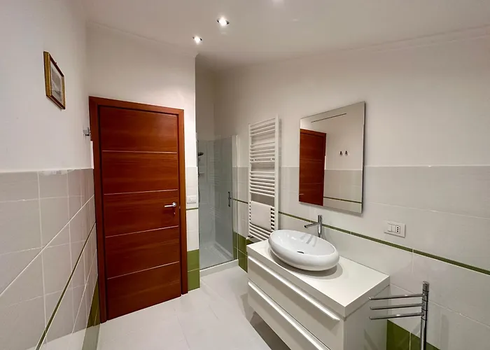 Sisters' - Nel Centro Storico Con Terrazzo, Aria Condizionata E Vasca Da Bagno Apartman