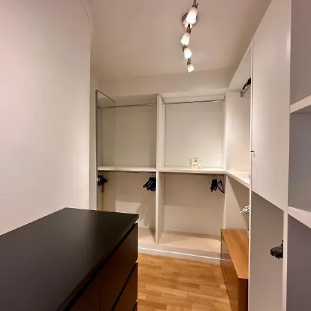 Sisters' - Nel Centro Storico Con Terrazzo, Aria Condizionata E Vasca Da Bagno Lägenhet
