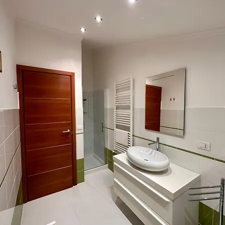 Sisters' - Nel Centro Storico Con Terrazzo, Aria Condizionata E Vasca Da Bagno Apartment