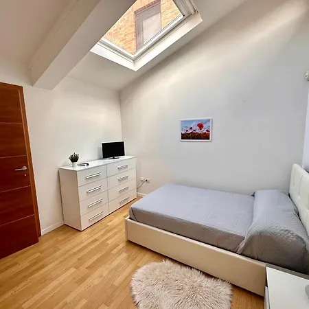 Apartment Sisters' - Nel Centro Storico Con Terrazzo, Aria Condizionata E Vasca Da Bagno *