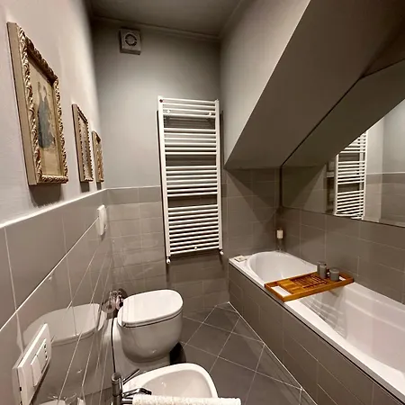 Sisters' - Nel Centro Storico Con Terrazzo, Aria Condizionata E Vasca Da Bagno * 锡耶纳