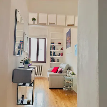 Appartement Sisters' - Nel Centro Storico Con Terrazzo, Aria Condizionata E Vasca Da Bagno Sienne